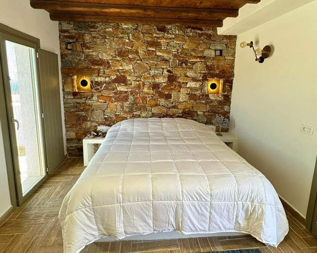 Διαμονή στη Φολέγανδρο - Lygaria house