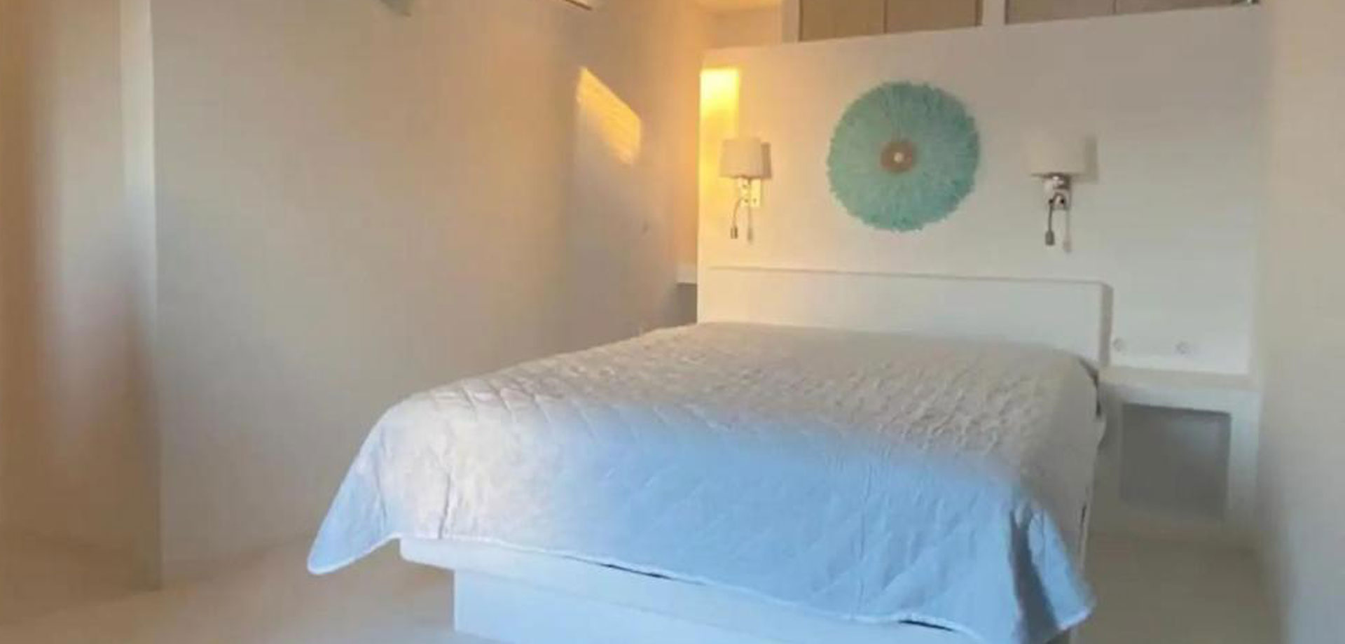 Το υπνοδωμάτιο της κατοικίας Βραχιές στη Φολέγανδρο